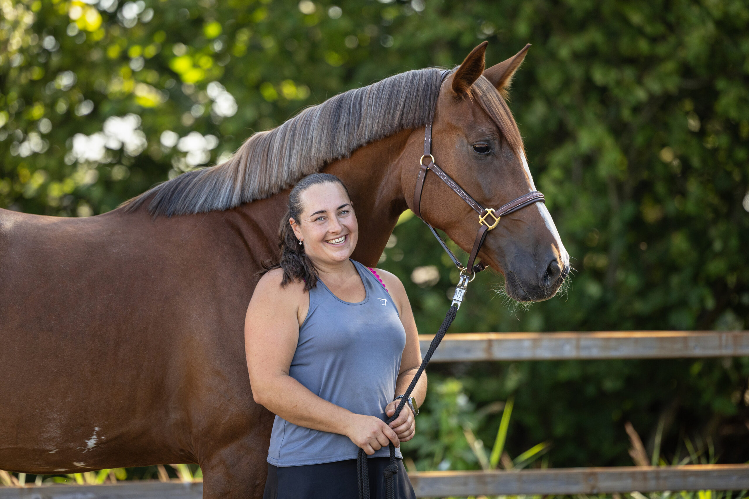 Vanaf vandaag is Cynthia Overbeeke de stalruiter die onze paarden traint en uitbrengt op wedstrijden